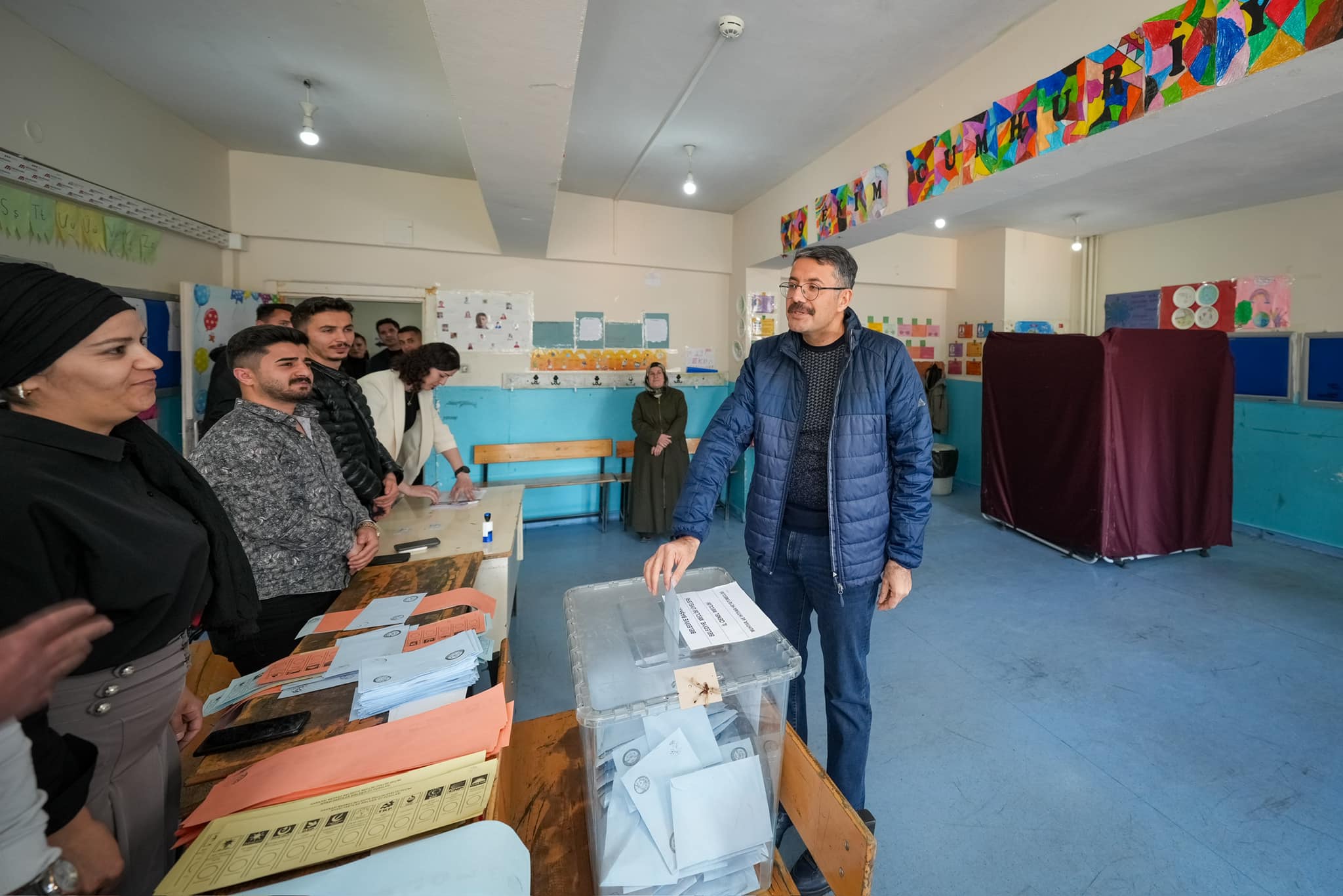 Vali Ali Çelik oyunu kullandı