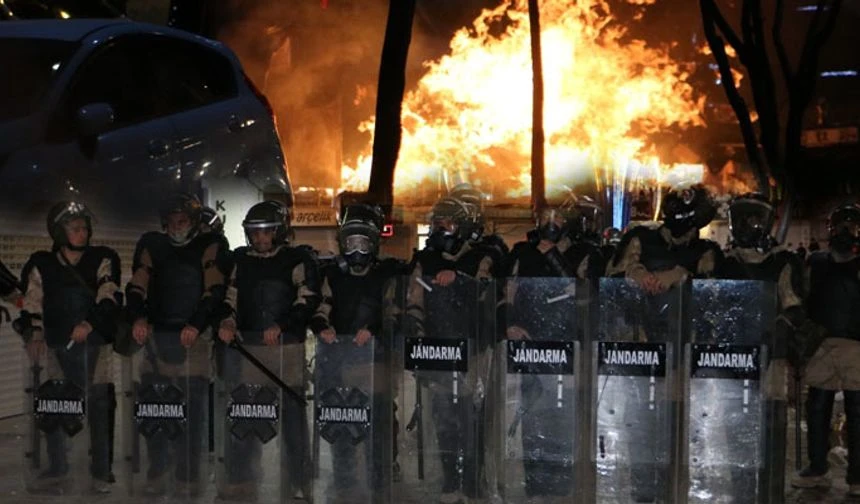 Hakkari Ak Parti'den Seçim sonucu ve Olaylarla ilgili açıklama!