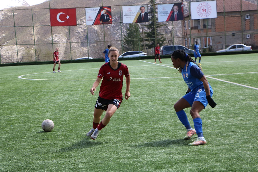 Hakkarigücü Beşiktaş’a 2-0 yenildi