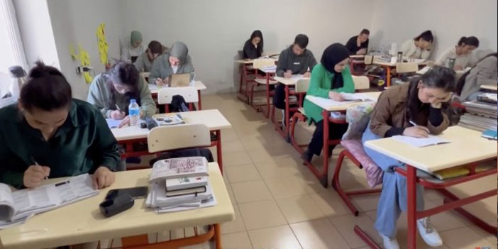 KPSS sınavının Yüksekova’da yapılması için yetkililere çağrı