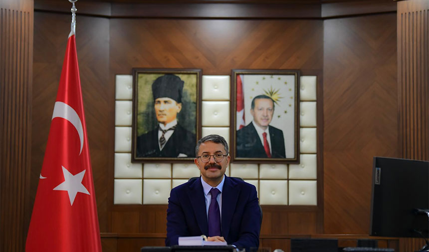 Vali Çelik'ten Hakkari'nin kurtuluş yıldönümü mesajı