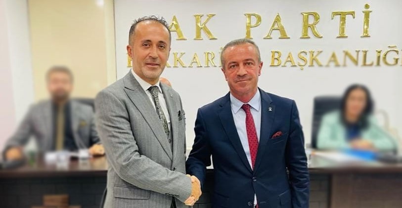 Hakkari Belediyesinde Temizlik birimine verilen Ak Partili Başkan'dan açıklama