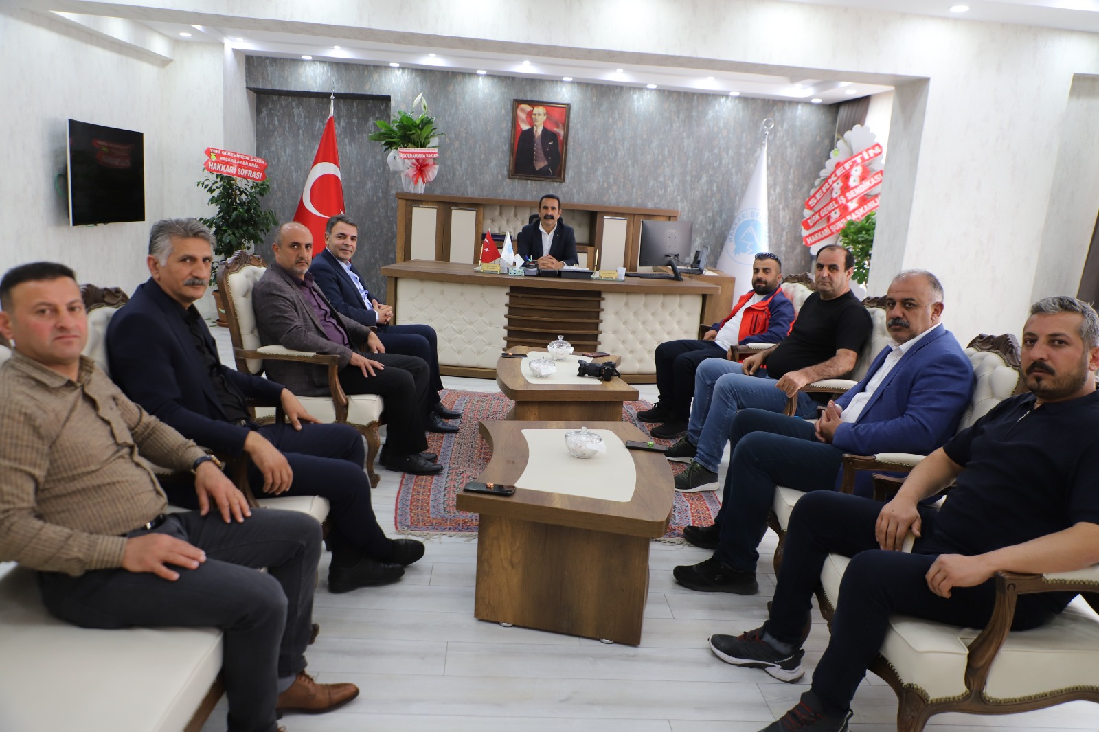 Gazetecilerden Eş Başkan Akış’a ziyaret!