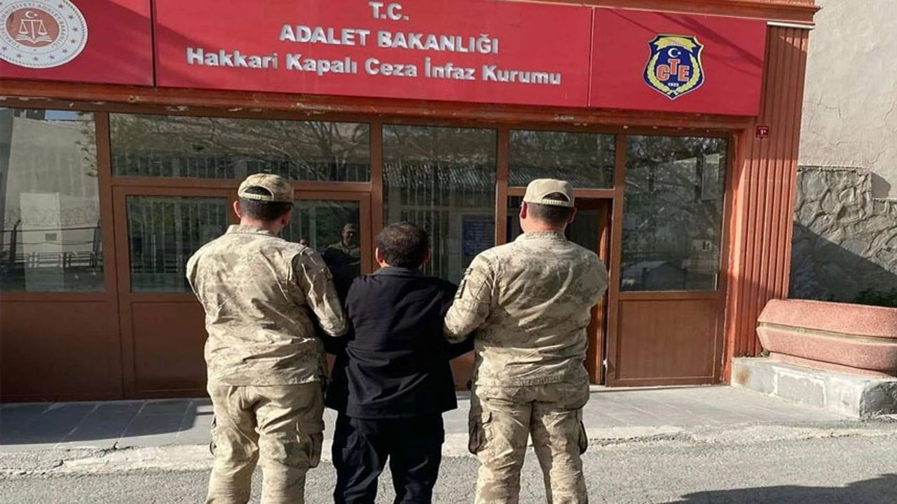 Hakkari'de 15 yıl hapis cezası bulunan şahıs yakalandı
