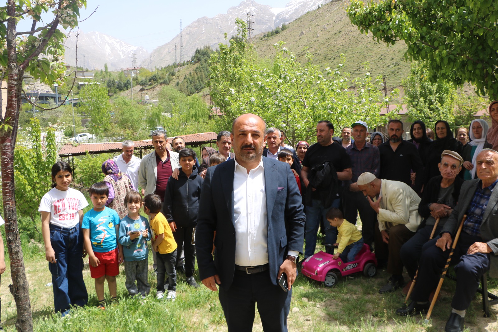 Hakkari'de Mahalle sakinlerinin Yeşil alan tepkisi!