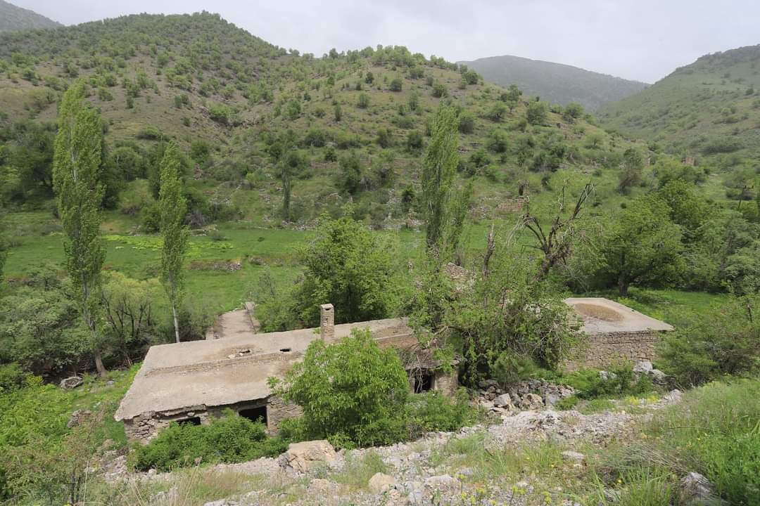 Çatışmalarda boşaltılan Çukurca köylerine dönüş başlıyor
