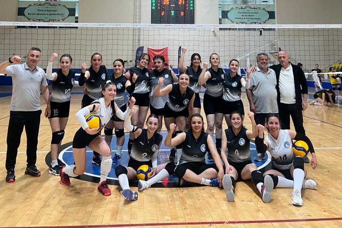 Hakkari’nin sultanları 2. Lige yükseldi!