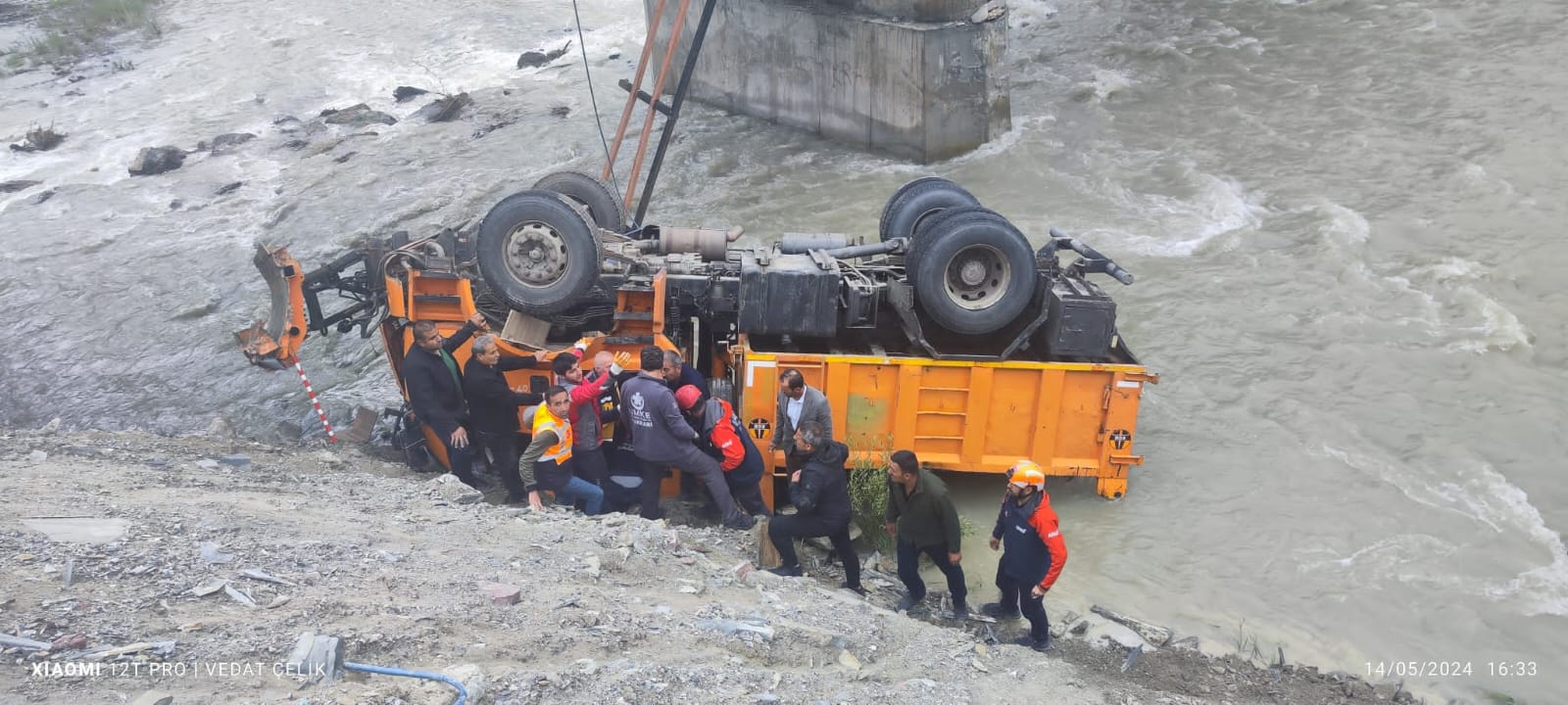 Hakkari Karayolunda aynı gün ikinci kaza: 3 yaralı