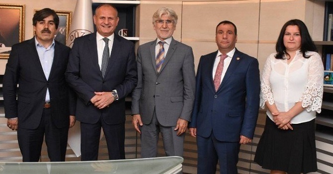 AK Parti Hakkari İl Başkanı Nurettin Fırat, Başkan Keleş'i ziyaret etti