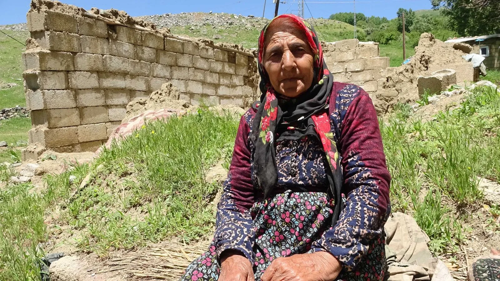 Hakkari Valiliğinden köye dönüş projesi!  30 yılın ardından geri geliyorlar