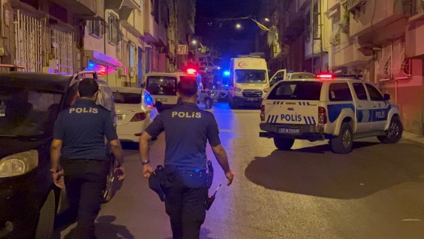 Cinnet geçiren şahıs dehşet saçtı: 6 ölü, 2 yaralı