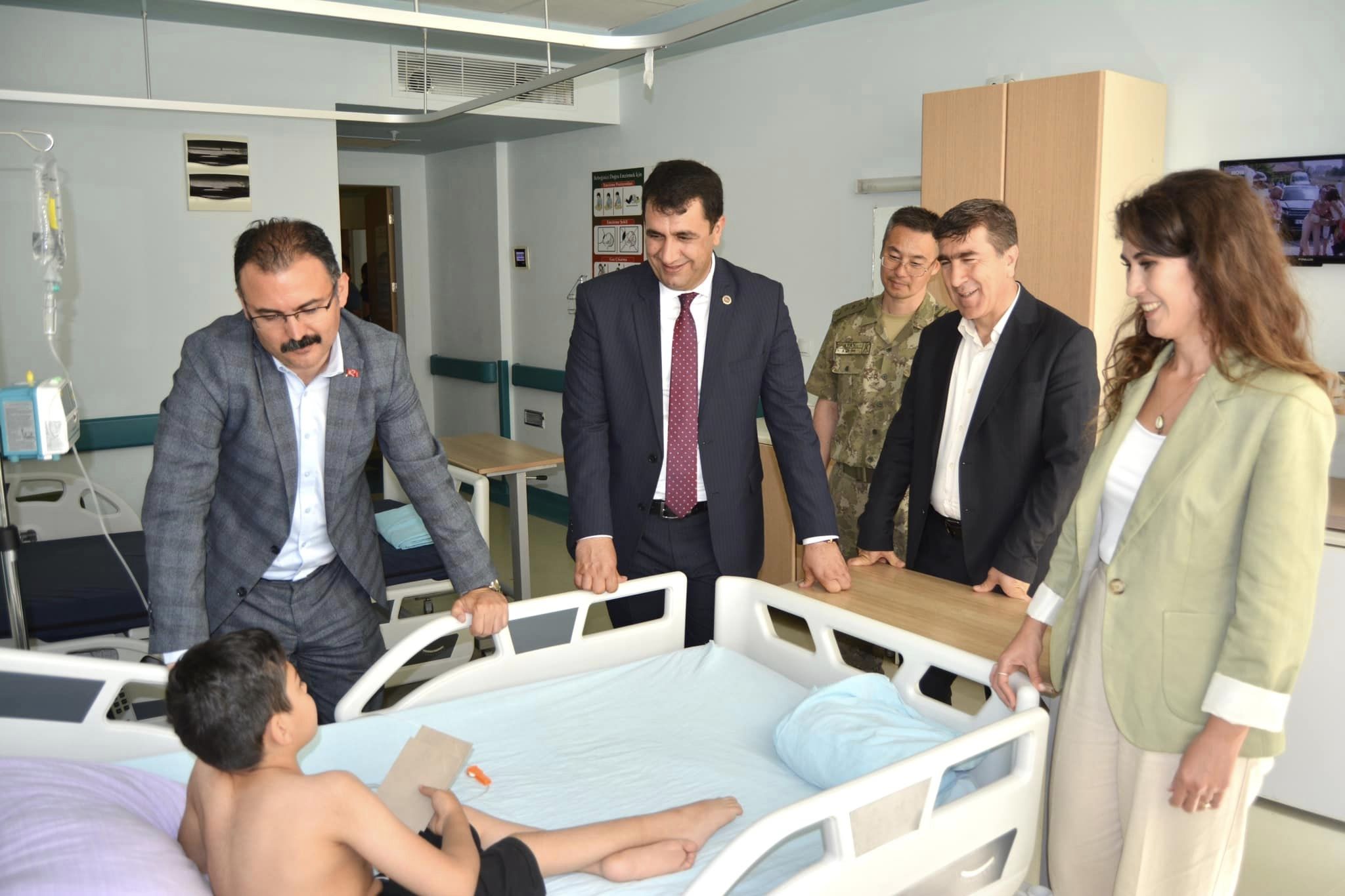 Kaymakam Ateş ve  Belediye Başkanı Şakar’dan bayram ziyareti