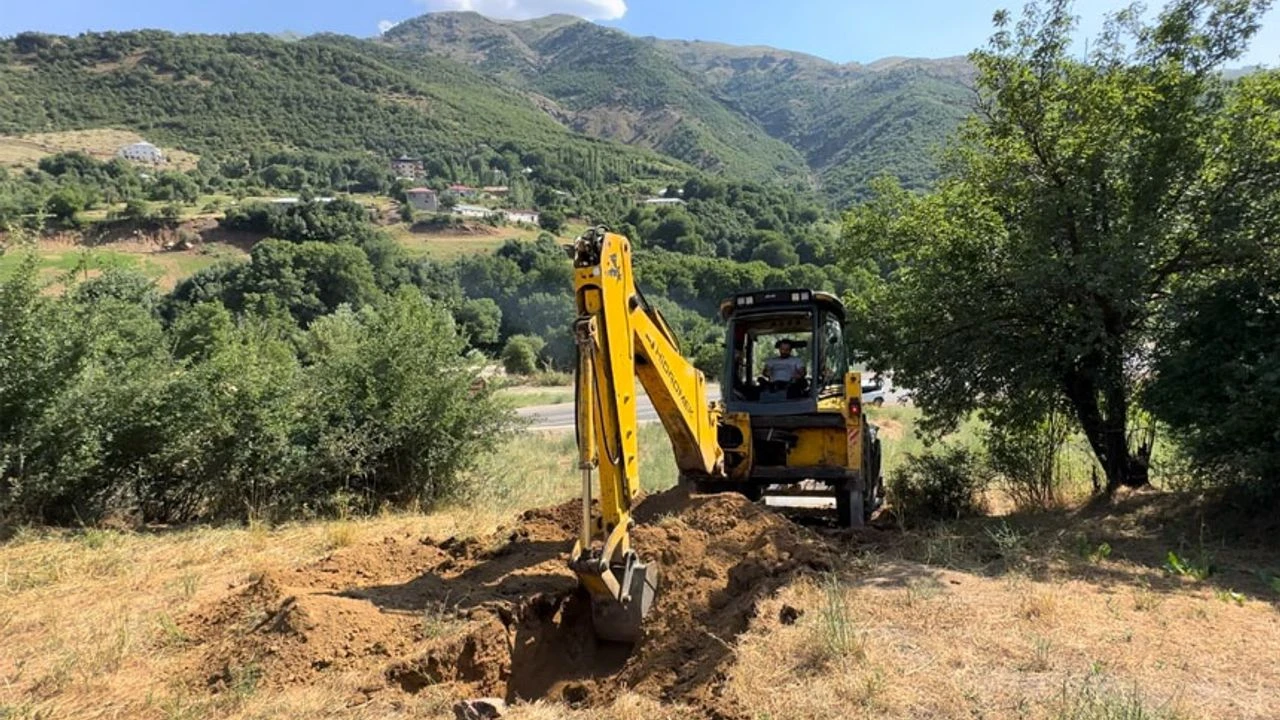 Yüksekova-Şemdinli fay zonunda kazı çalışmalarına başlandı
