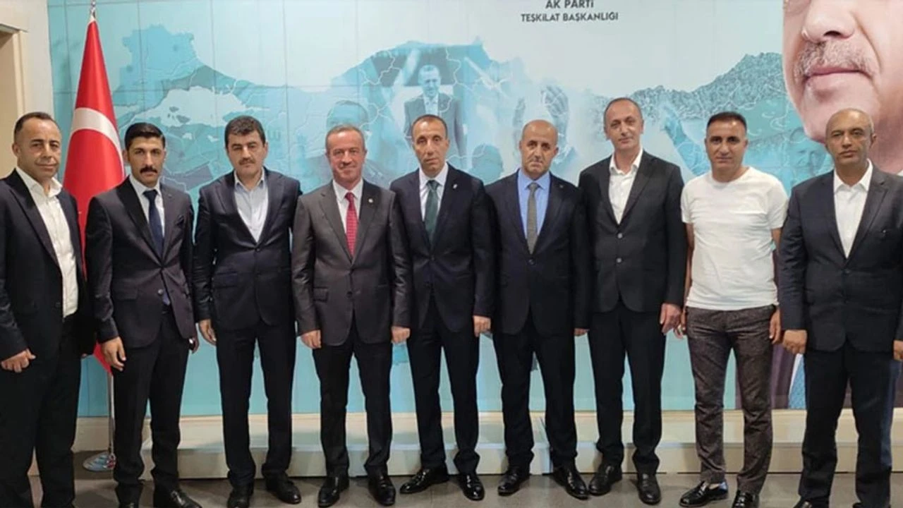 AK Parti'nin Yüksekova İlçe başkanı değişti!