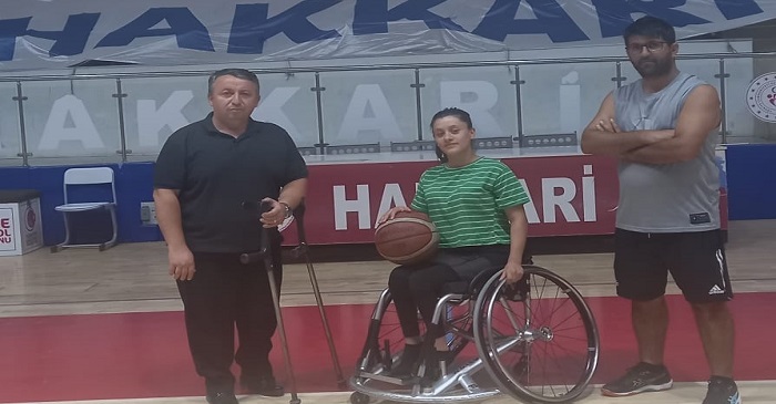 Hollanda'dan Sümbül engellilere anlamlı destek