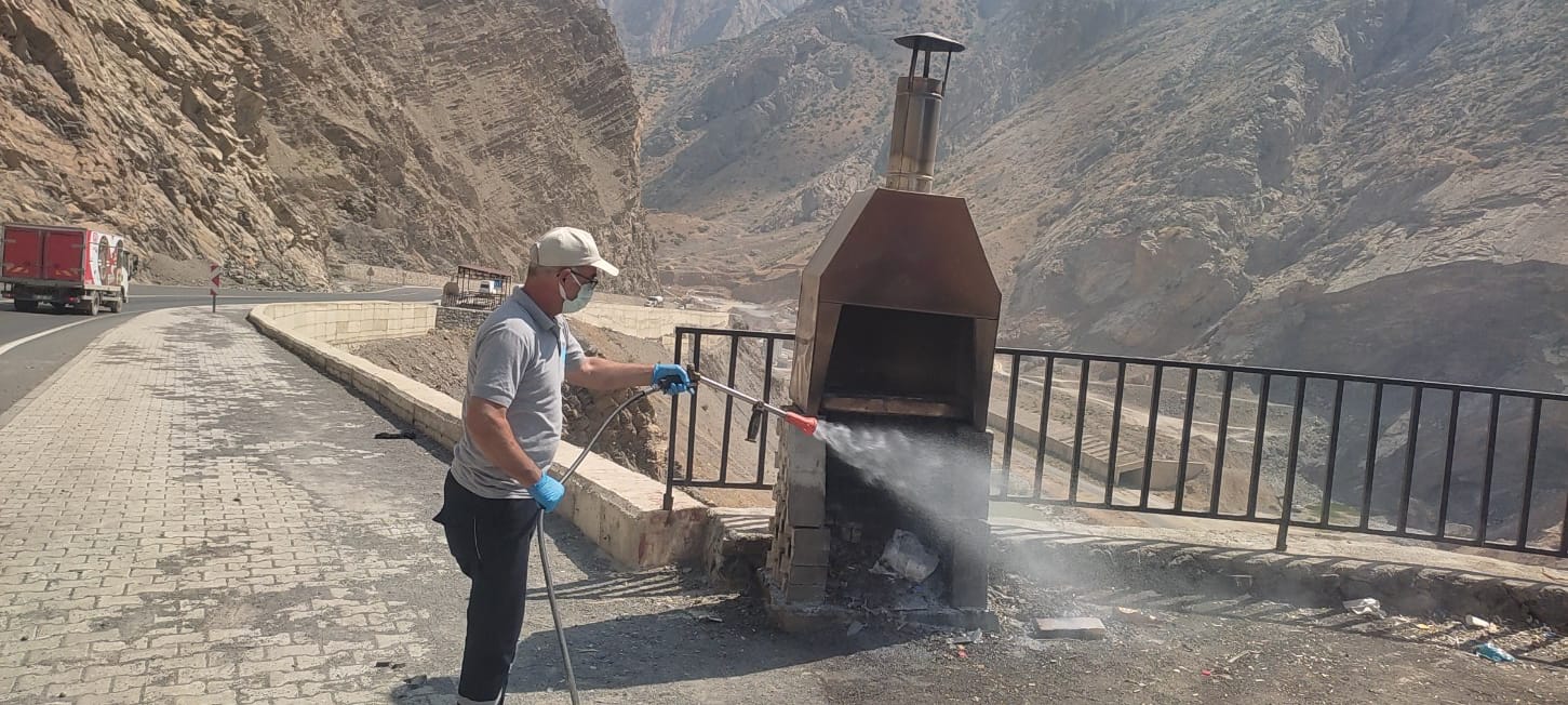Hakkari’de Kamelyalar ilaçlandı