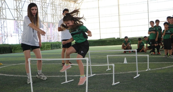 Galatasaray'dan Hakkari'ye: Ronahi Yüksekova’da futbolcu yetiştiriyor