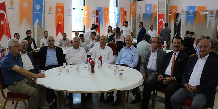 Hakkari'de Ak Parti 23. yıl etkinliği