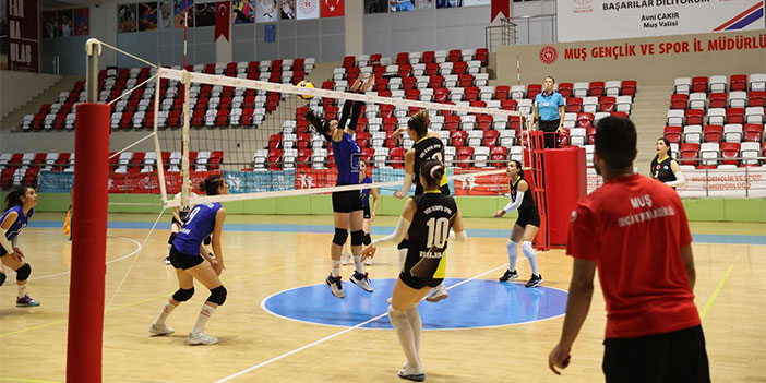 Hakkari Sportif Faaliyetler deplasmanda kazandı