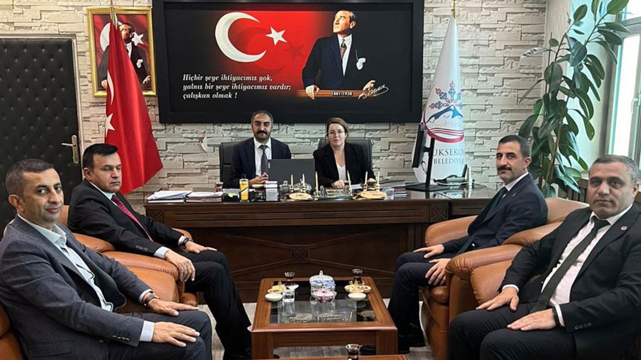 Hakkari Oda başkanları Yüksekova Belediyesini ziyaret etti