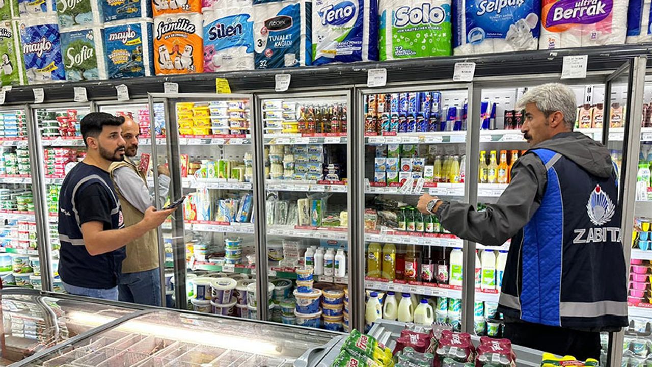 Yüksekova'da marketlerde fiyat ve etiket denetimi