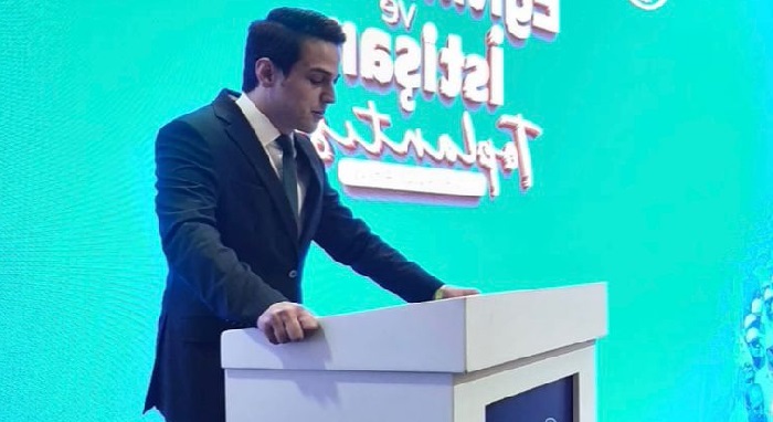 Başkan Gürses'ten, Hakkari İl Milli Eğitim Müdürlüğüne zehir zemberek açıklamalar