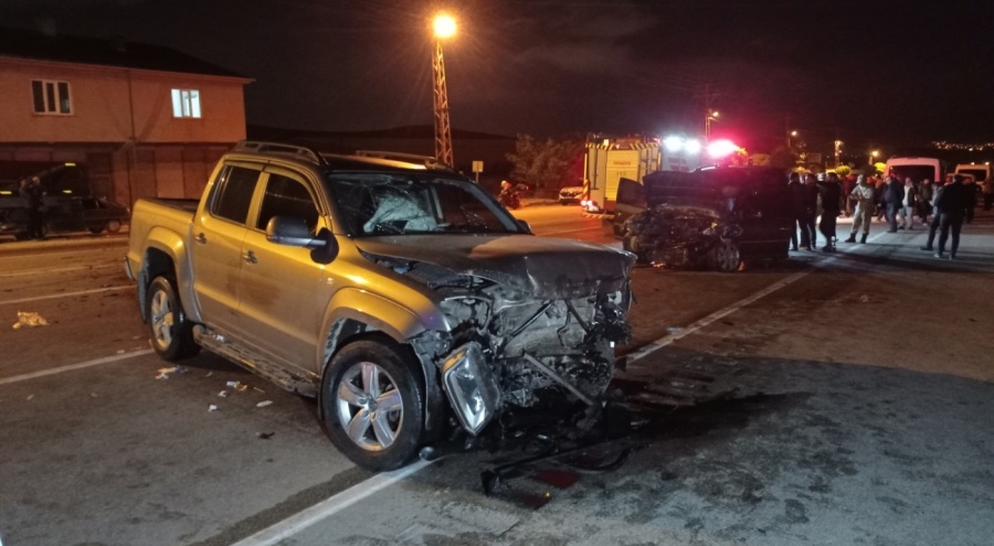 Hakkari-Van karayolunda kaza: 1 Ölü 5 Yaralı