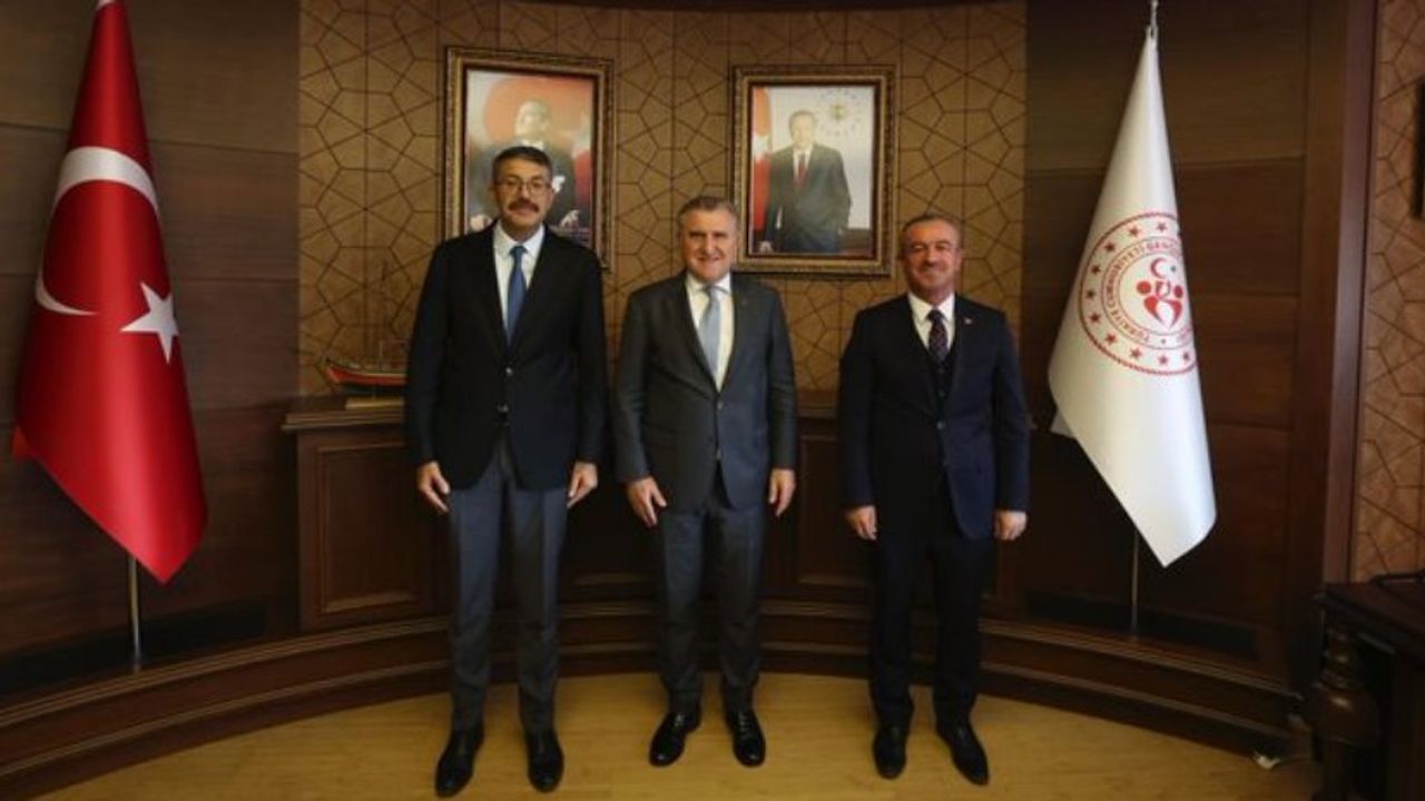 Vali Ali Çelik’ten Bakan Bak’a ziyaret