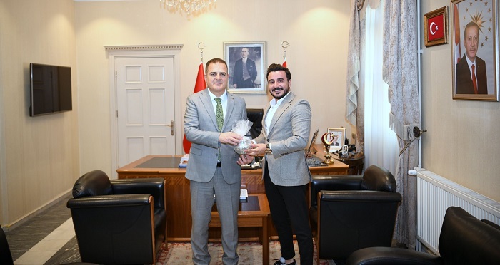 MÜSİAD İl Başkanı Öveç'ten Vali Akbıyık'a ziyaret