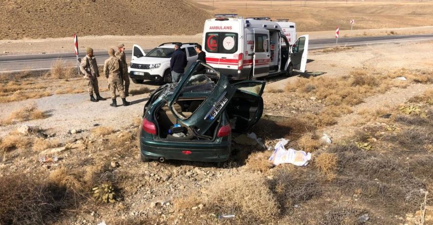 Hakkari Van Karayolunda kaza: 3 yaralı