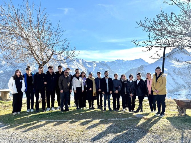 Hakkâri Mir kalesi 44 yıl sonra açıldı