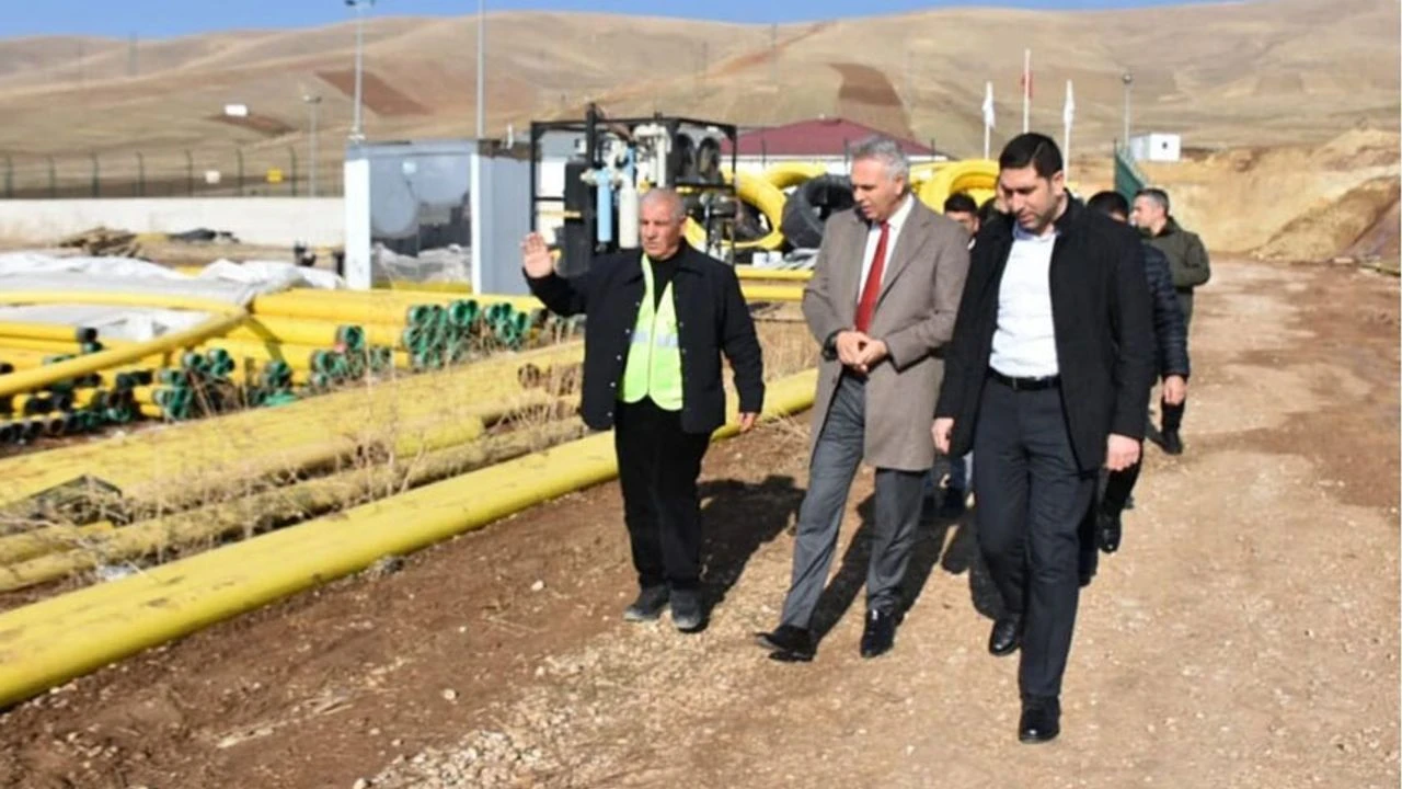 Kaymakam Akın doğalgaz çalışmalarını yerinde inceledi