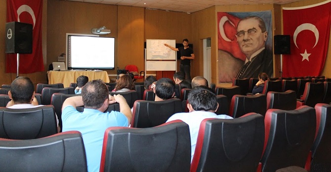 Hakkari Üniversitesinde “Fizibilite Hazırlama, Okuma ve Raporlama Eğitimi”