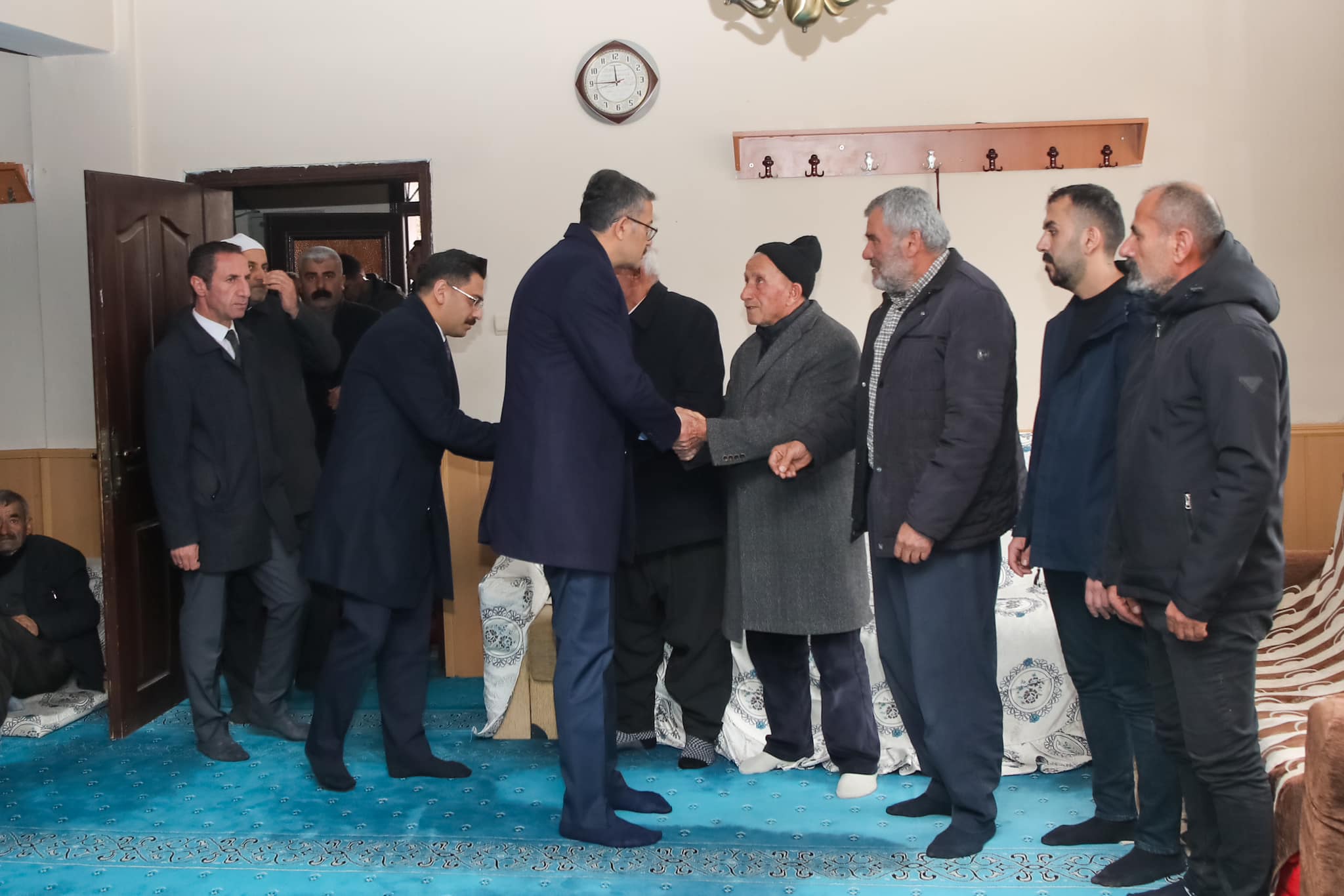 Vali Çelik, Özek Ailesine Taziye Ziyaretinde Bulundu