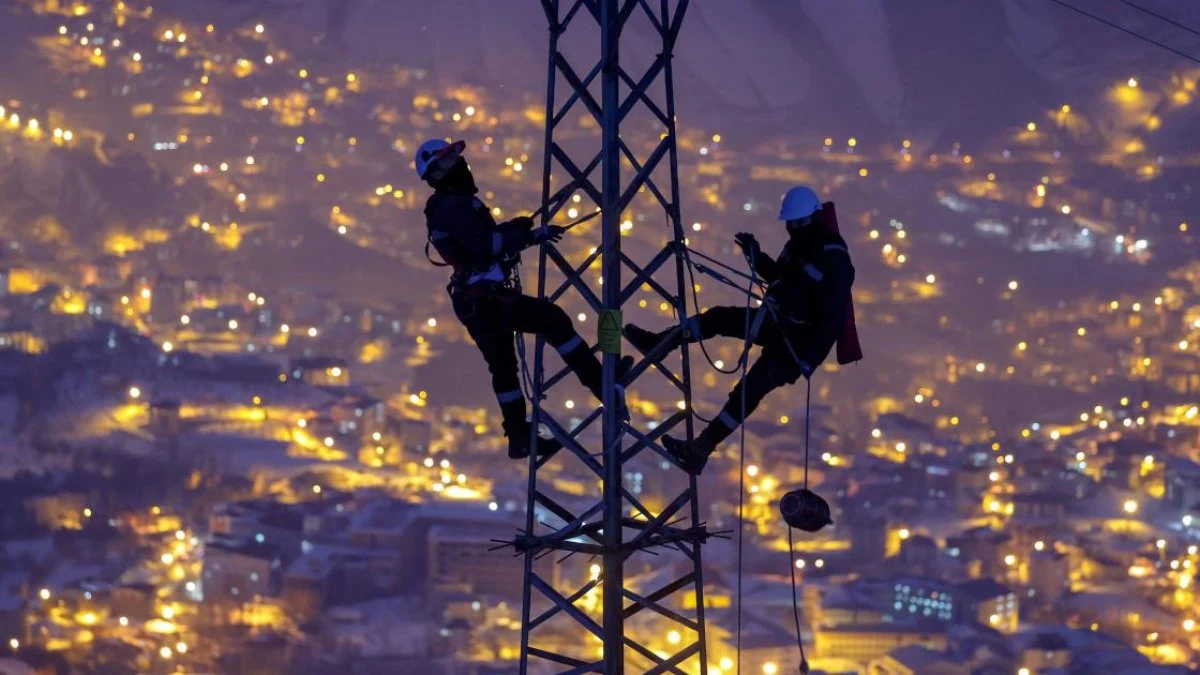 Hakkari'de Elektrikler kesilecek: İşte kesinti yapılacak yerler