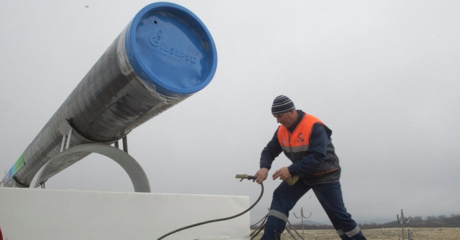 Almanya Rus doğalgazı yerine, iki kat pahalı olan ABD sıvı gazını tercih etti