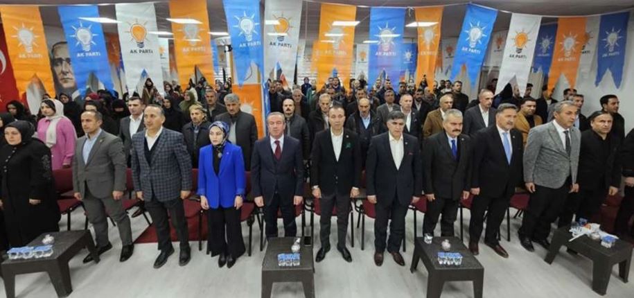 Ak Parti Şemdinli kadın kolları 7. olağan kongresi yapıldı