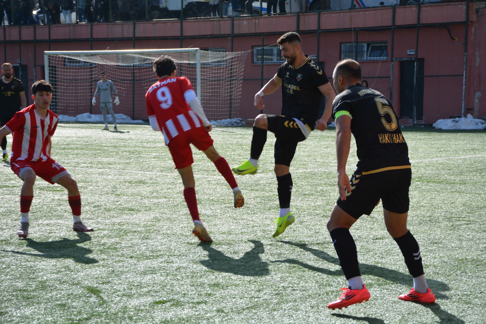 Hakkari Zap Spor rakibini 3-1 yendi!