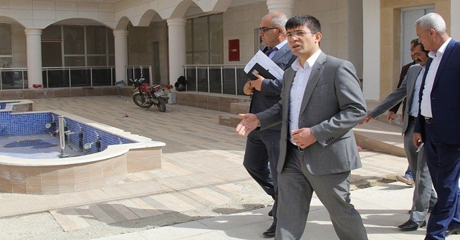 Başkale Belediyesinden Taziye Evi Yapımı