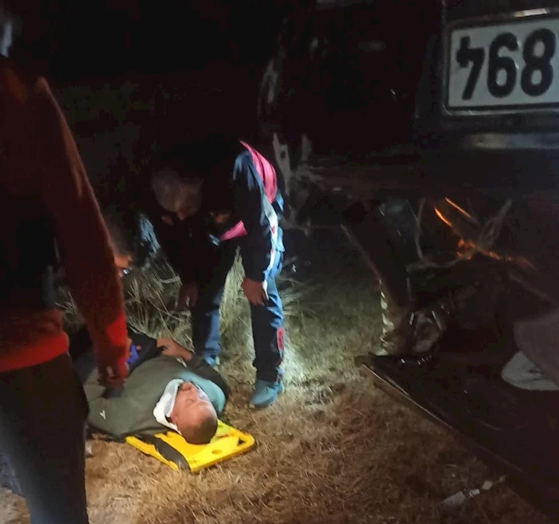 Trafik kazası: 2 ölü, 3 yaralı