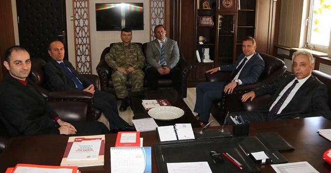 Vali Toprak, Yüksekova'yı Ziyaret Etti