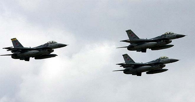 Çukurca'da yoğun F-16 trafiği