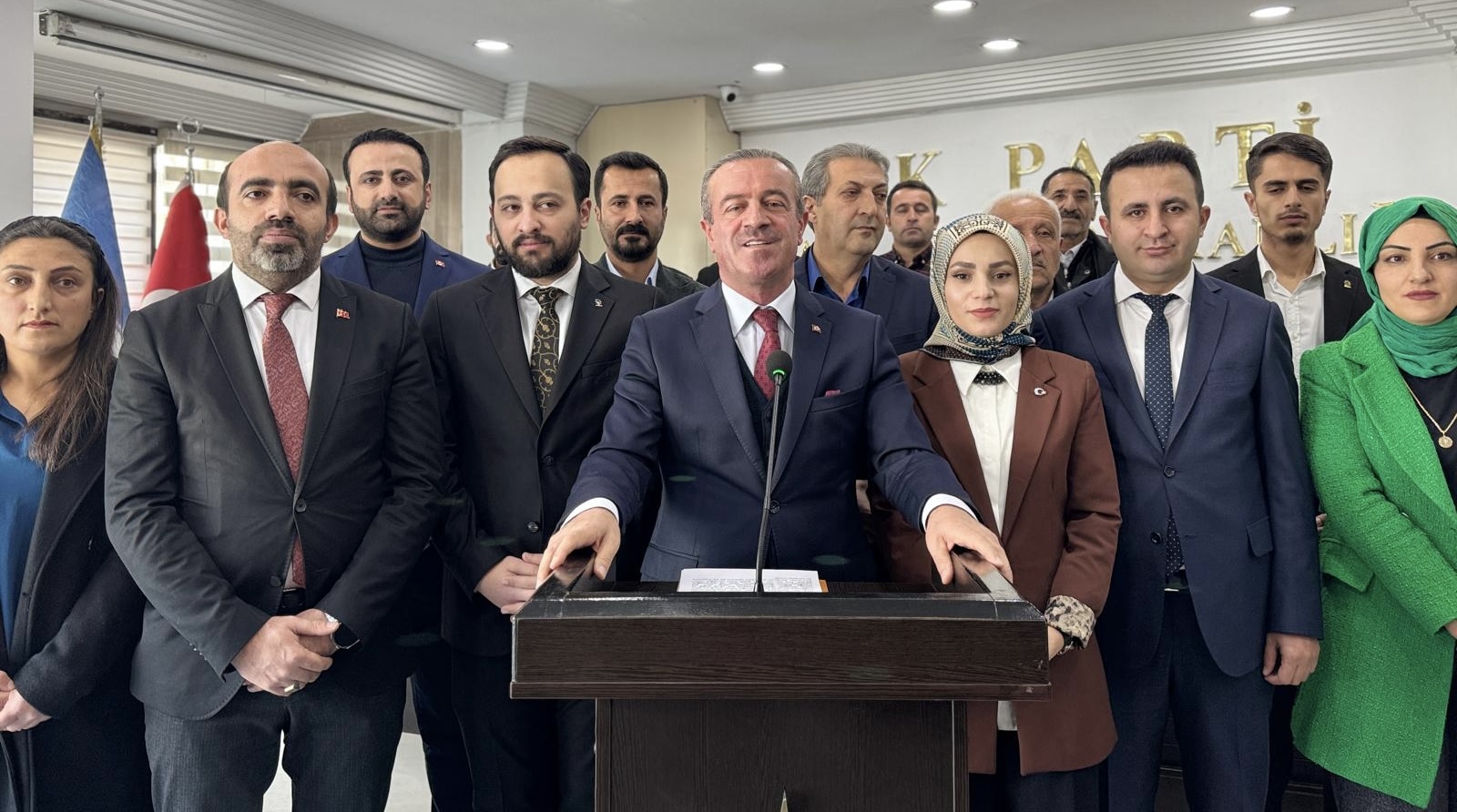 Hakkari AK Parti'den 8. olağan kongresi açıklaması