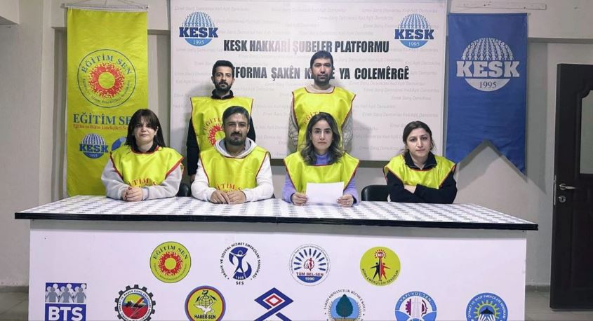 Eğitim Sen Hakkari Şubesinden Vali Çelik’e çağrı!