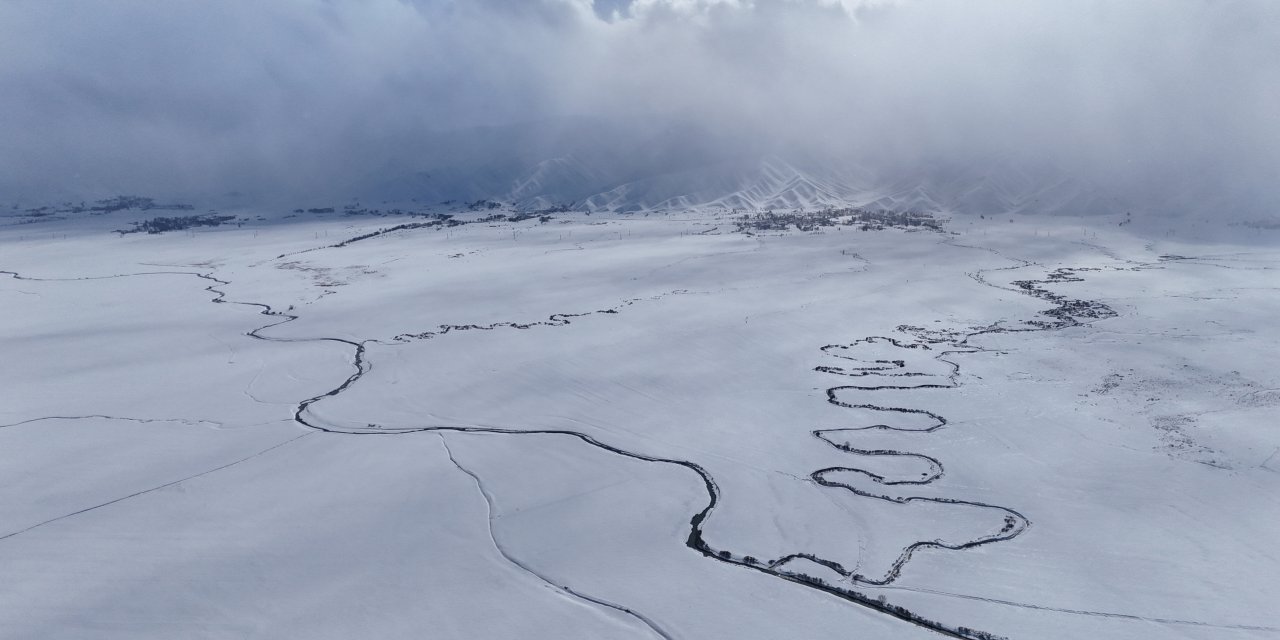 Hakkari'deki menderesler dronla görüntülendi