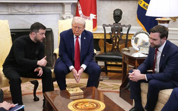 ABD, Ukrayna'ya tüm askeri yardımları durdurdu