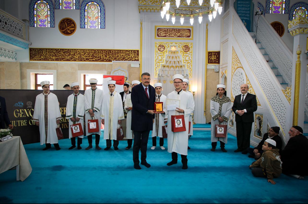 Hakkâri, Hutbe Yarışması Bölge Finali’ne Ev Sahipliği Yaptı