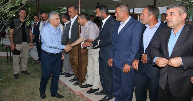 Hakkari'de köy Korucuları İftarda Bir Araya Geldi