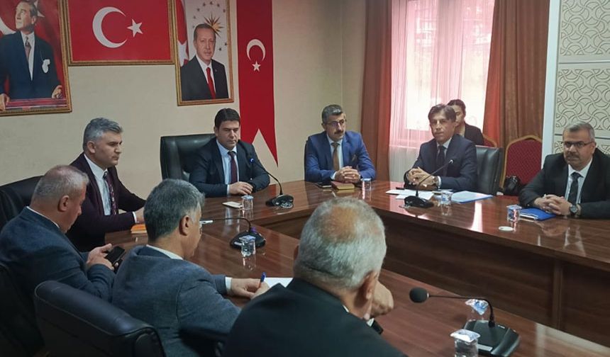 Hakkari'de taşımalı eğitim toplantısı