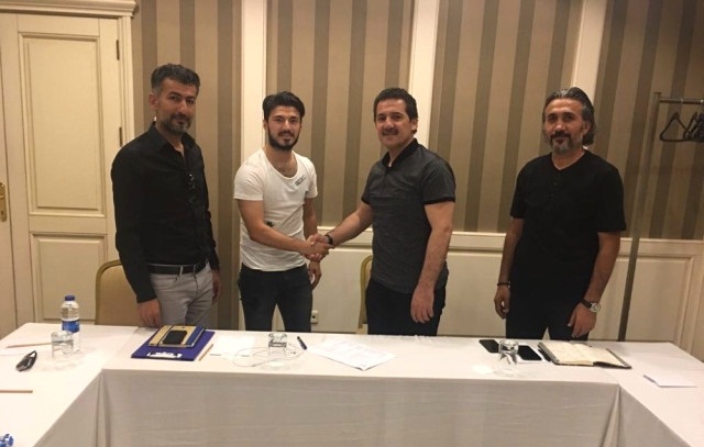 Van Büyükşehir Belediyespor'a Transfer Başladı